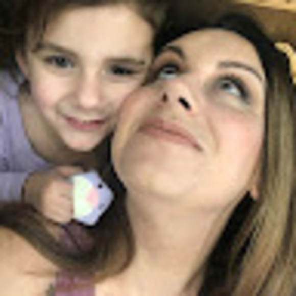 Meet your Posher, Justine - Picture 1 of 1